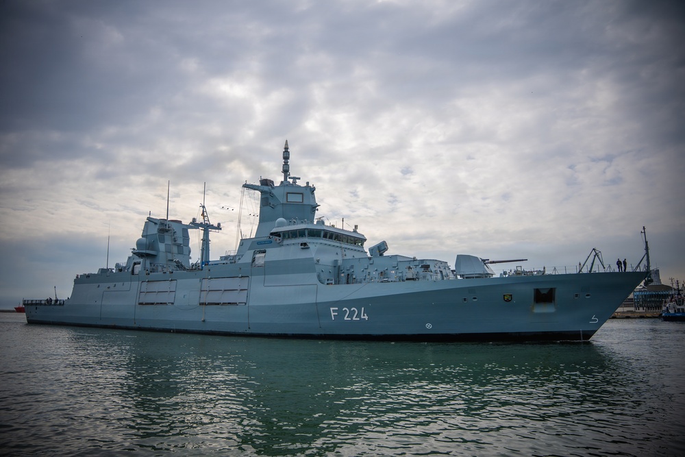 BALTOPS 2026でグディニャへ入港するドイツ海軍フリゲートFGS Sachsen-Anhalt