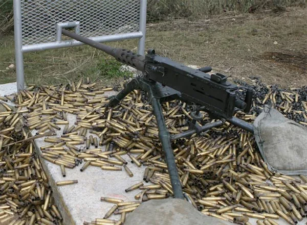 なぜ100年以上前の設計が今も現役？ M2重機関銃が消えない理由