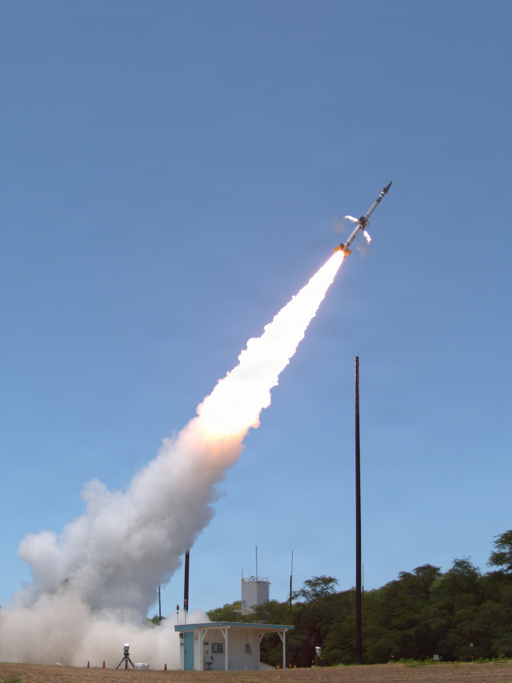 Pacific Dragon 2026でハワイのPacific Missile Range Facilityから発射されるIAMD標的