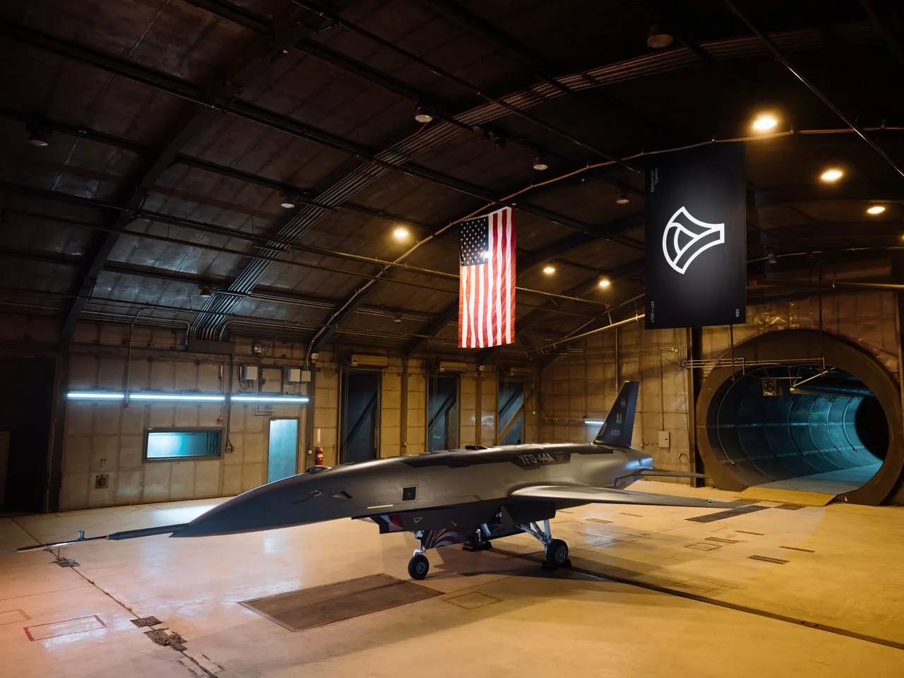 米空軍YFQ-44AがAIM-120を実射 「無人戦闘機が自律攻撃」は誤解、CCAの現在地